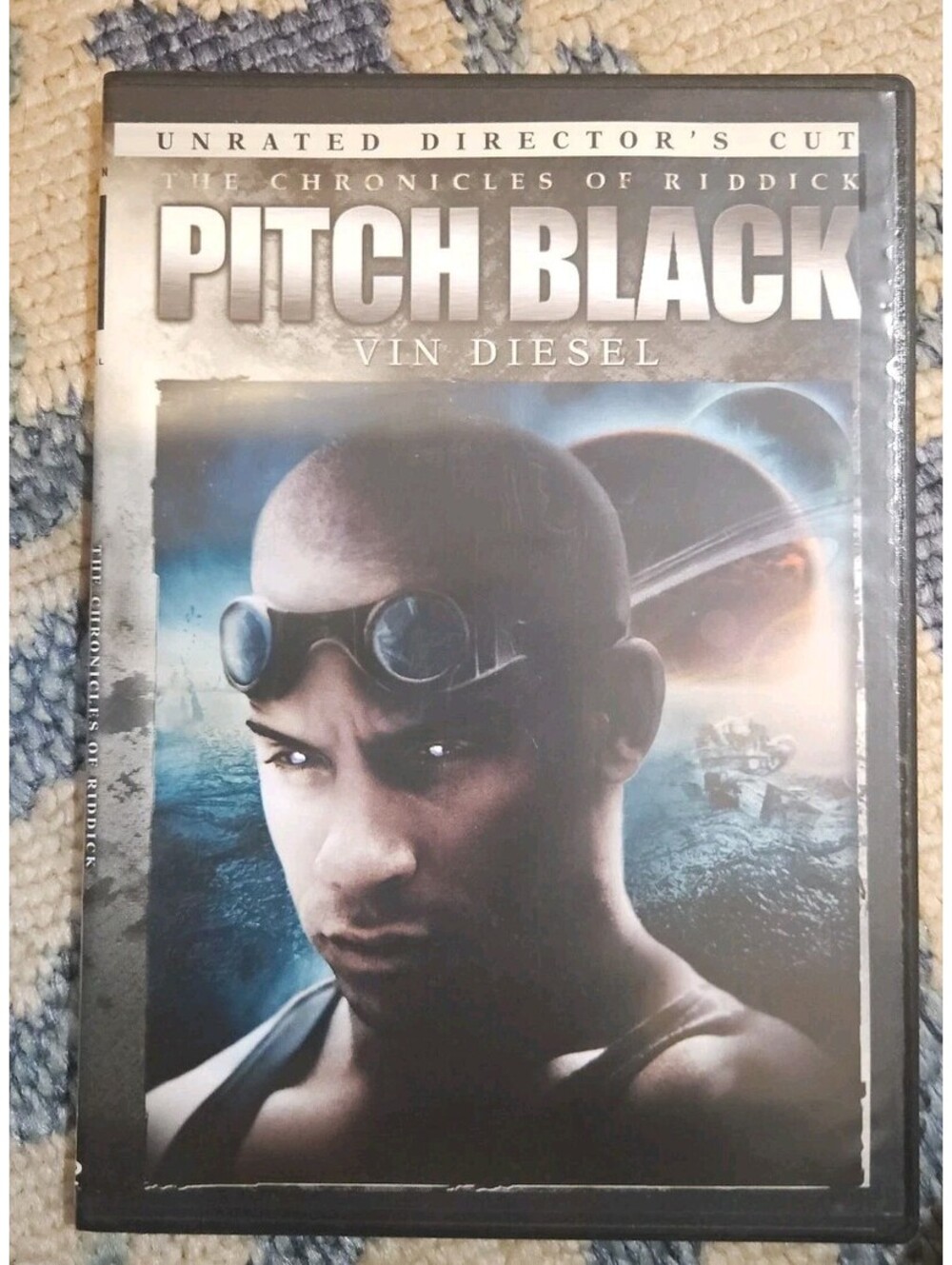 Pitch Black (DVD, 2000) Slim Case. Cropped Artwork. Tested